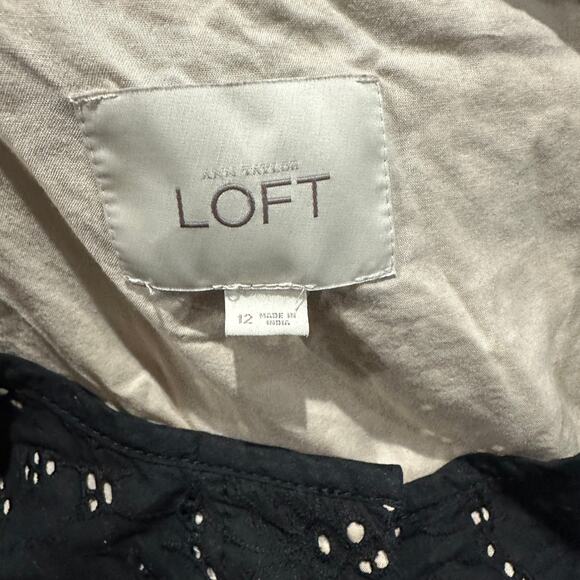 Ann Taylor LOFT Black Eyelet Lined 100% Cotton Blazer Belted, Size 12 - Picture 8 of 9